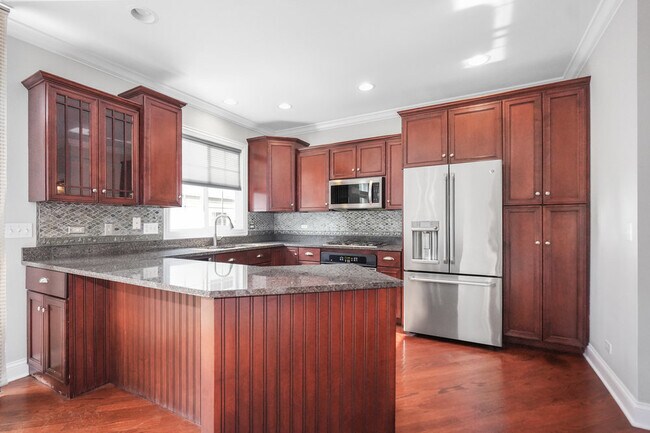Building Photo - 2634 Blakely Ln