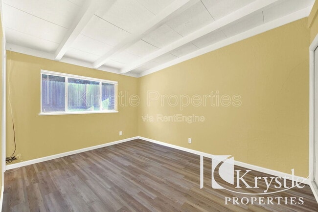 Building Photo - 1114 Coronel Ave