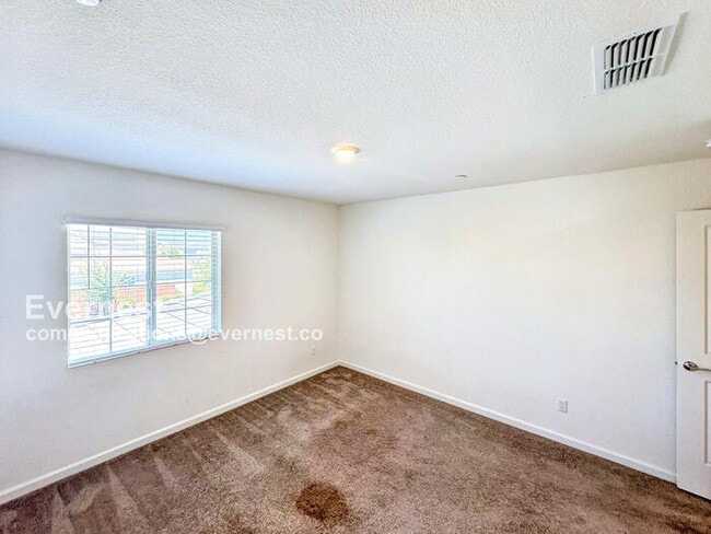 Building Photo - 8128 Bossa Nova Way