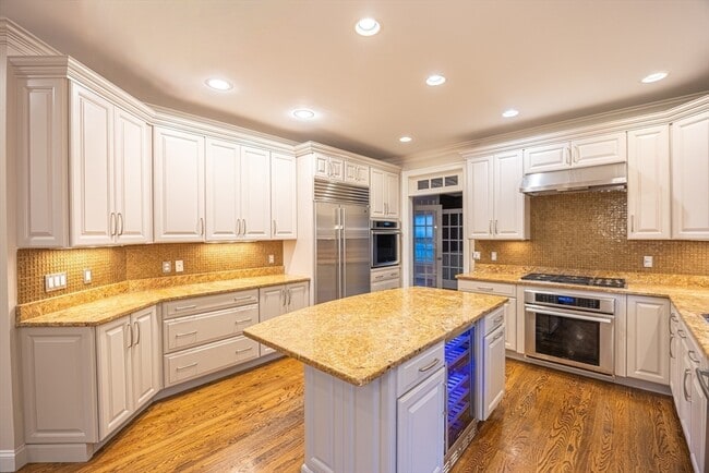 Building Photo - 27 Mellon Rd