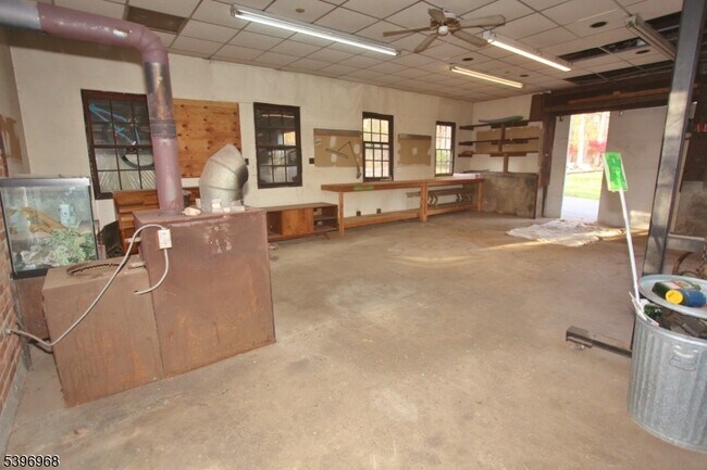 Building Photo - 18 Little Philadelphia Rd