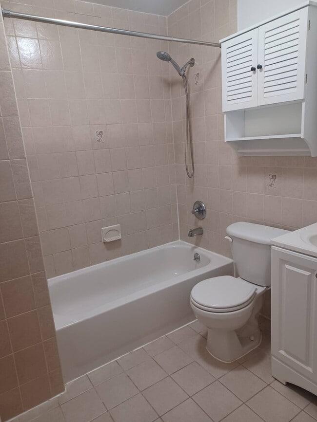 Building Photo - 1-55 78th St