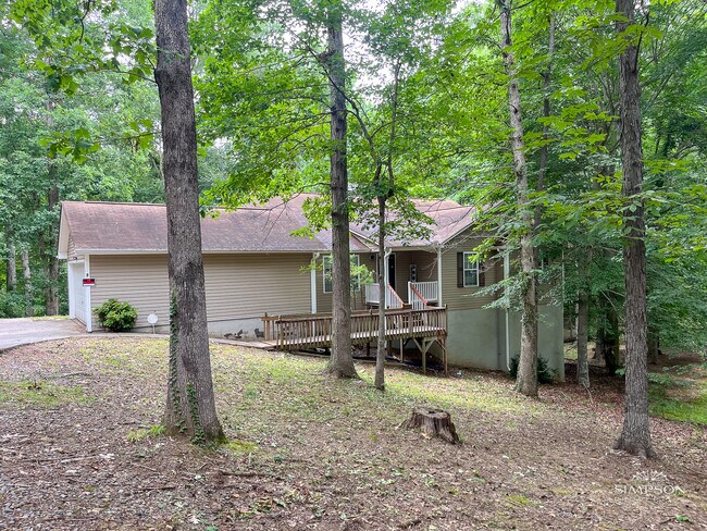 Building Photo - 6238 King George Dr