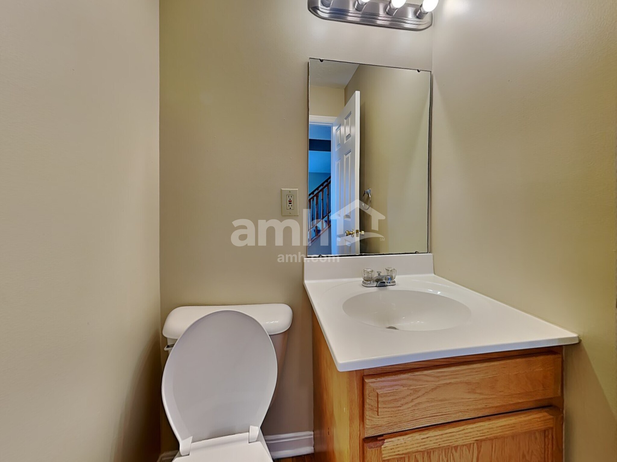 Building Photo - 2132 Lunar Ln