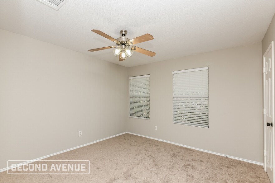 Building Photo - 6237 Hereford Dr