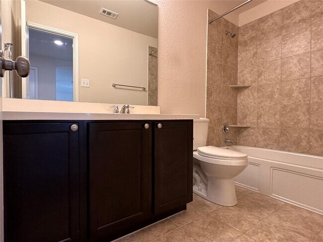 Building Photo - 148 Ammonite Ln