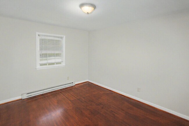 Building Photo - 4121 Walker Rd