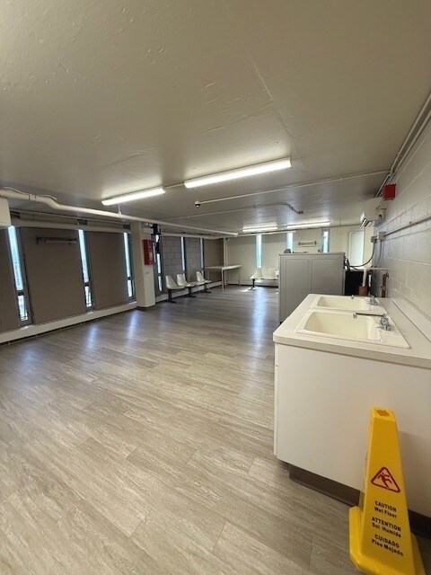 Building Photo - 3550 N Lake Shore Dr