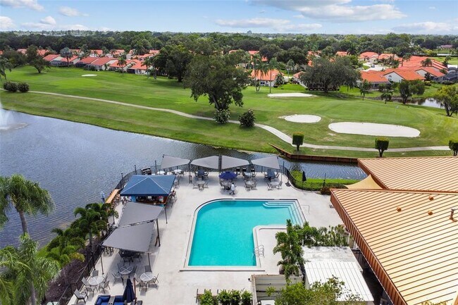 Building Photo - 4327 Murfield Dr E