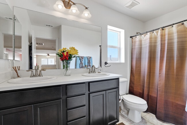 Building Photo - 30916 Snowberry Ln