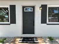 Building Photo - Completely Renovated Home
