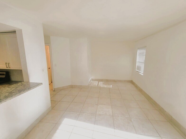 Building Photo - 20758 SW 83rd Ave