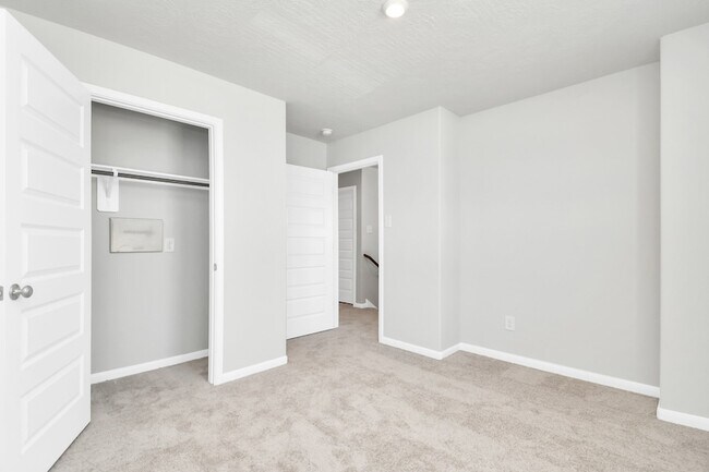 Building Photo - 1361 Rd 5102