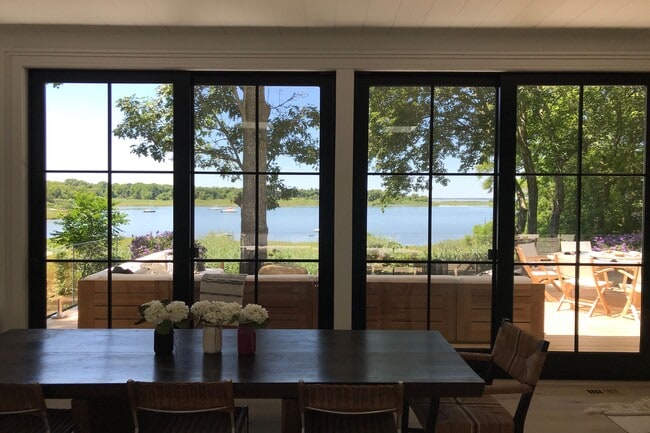 Building Photo - 51 Dumar Dr