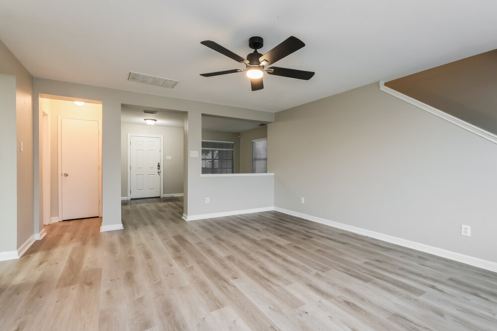 Building Photo - 15602 Clarks Fork Ct