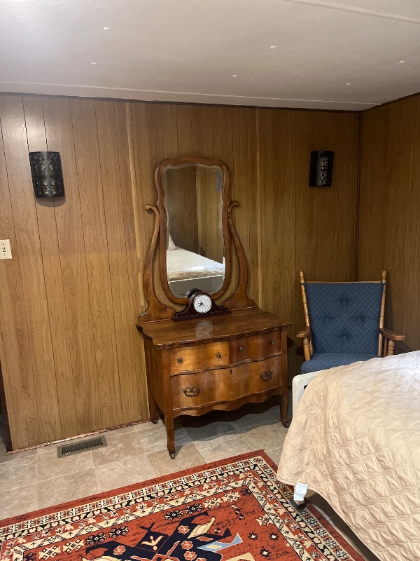 Building Photo - 914 Marsh Ave