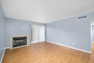 Building Photo - 6415 S Lake Houston Pkwy