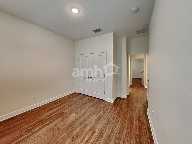 Building Photo - 2869 Ponds Trl