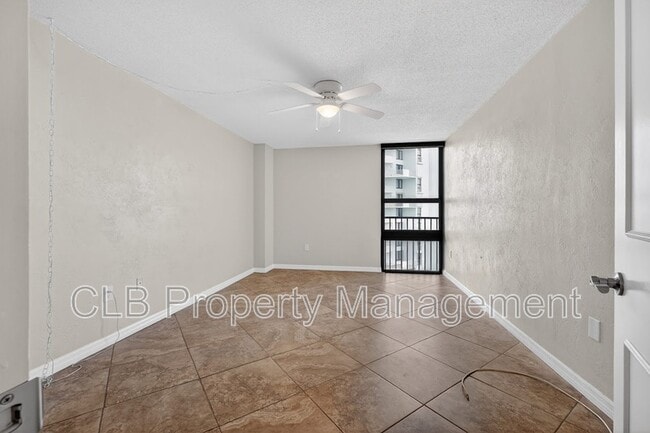 Building Photo - 3051 S Atlantic Ave