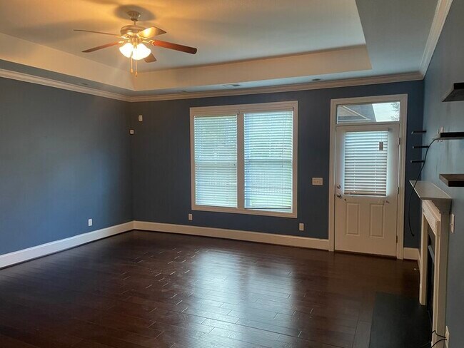 Building Photo - 426 Preakness Ln