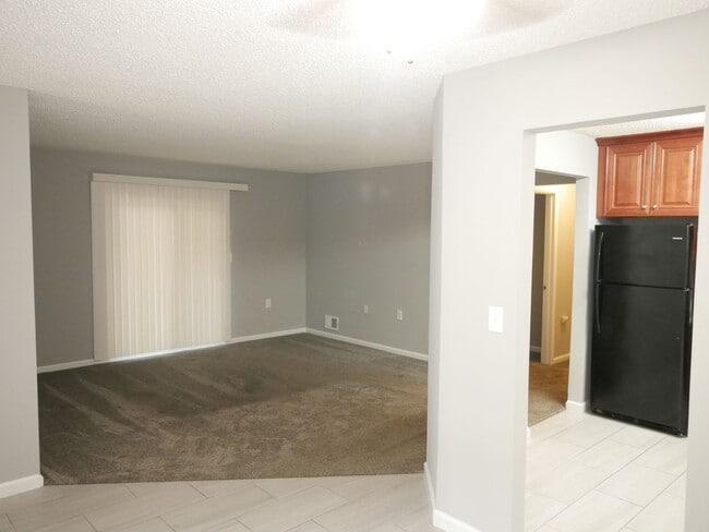 Building Photo - 60 Acres Reserve Condominium - 2 BR 1 BA W...