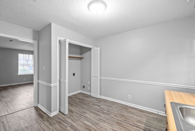 Building Photo - 630 R S Bradley Blvd