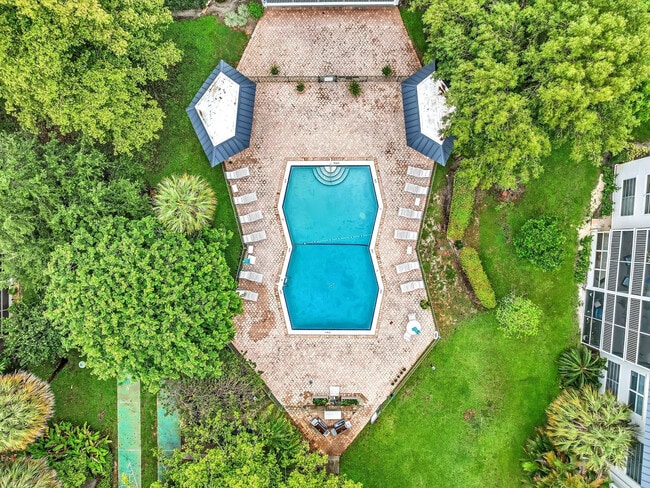 Building Photo - 4025 N Federal Hwy