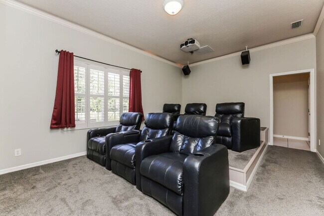 Building Photo - 1253 Deerbourne Dr