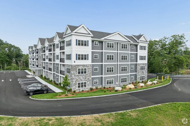 Building Photo - The Residences of Skye