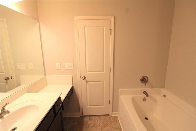 Building Photo - 4753 Beacon Ridge Ln