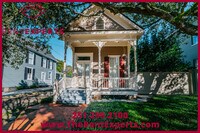 Building Photo - 209 S Cedar St