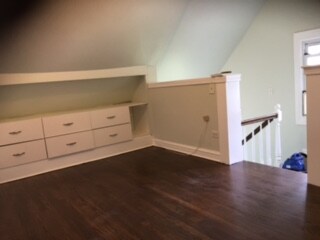 Building Photo - 425 Sherman Ave