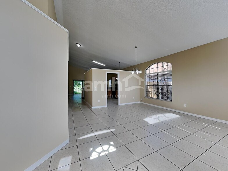 Building Photo - 3001 Birmingham Blvd
