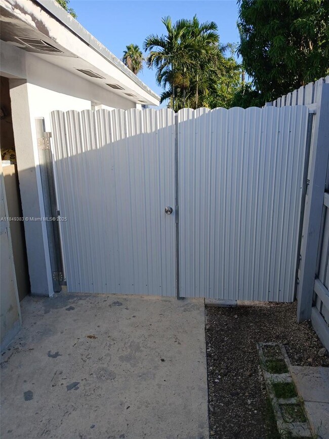 Primary Photo - 11510 SW 182nd Terrace