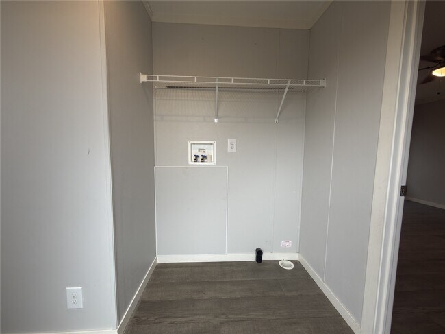 Building Photo - 102 Rd 5118