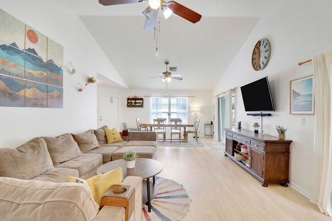 Building Photo - 144 Pennock Landing Cir