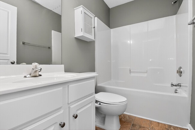 Building Photo - 1456 Stonedown Ln