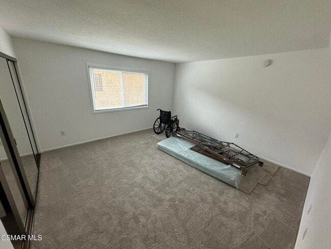 Building Photo - 13042 Riverside Dr