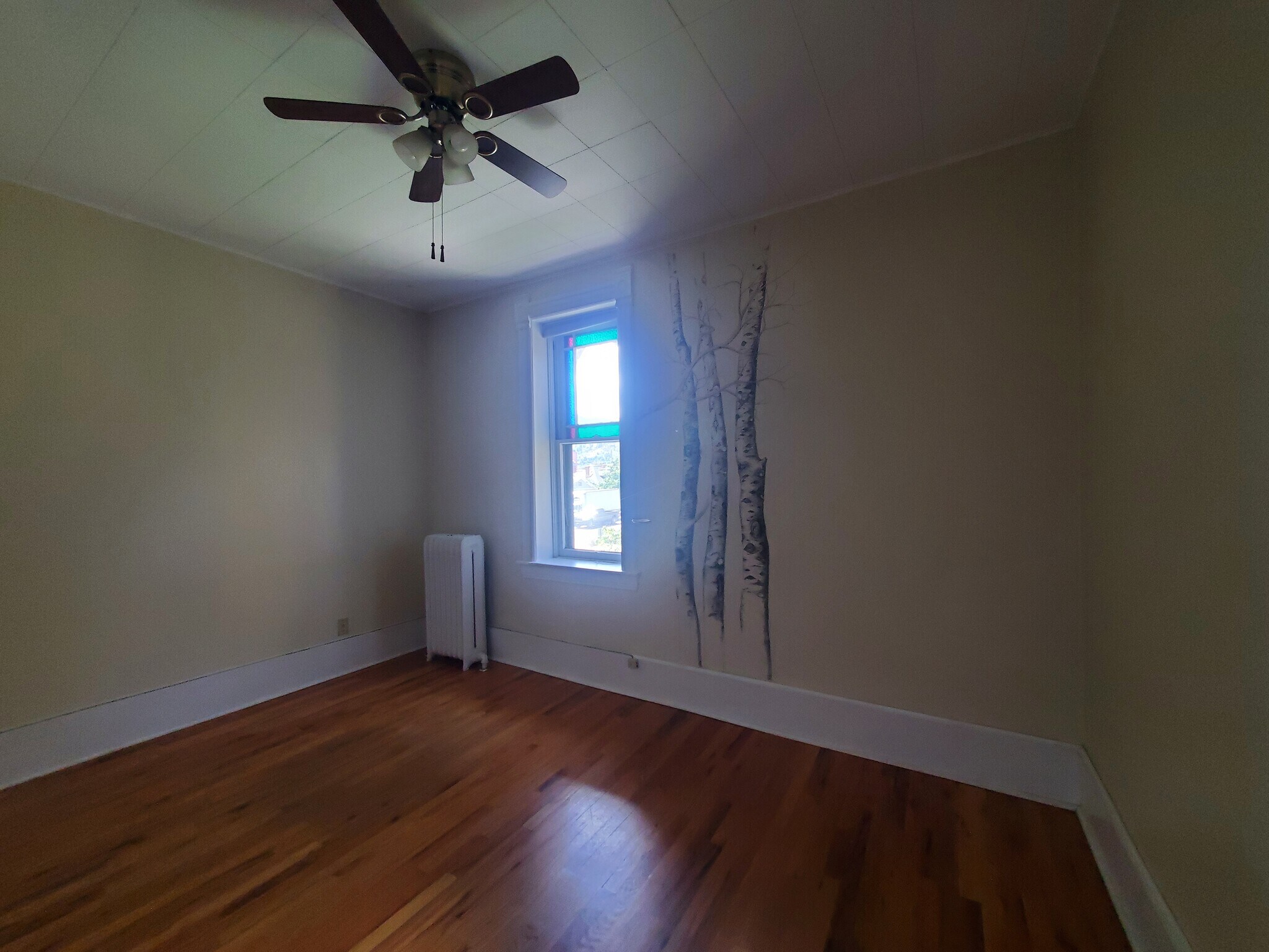 second bedroom - 1709 Pine St