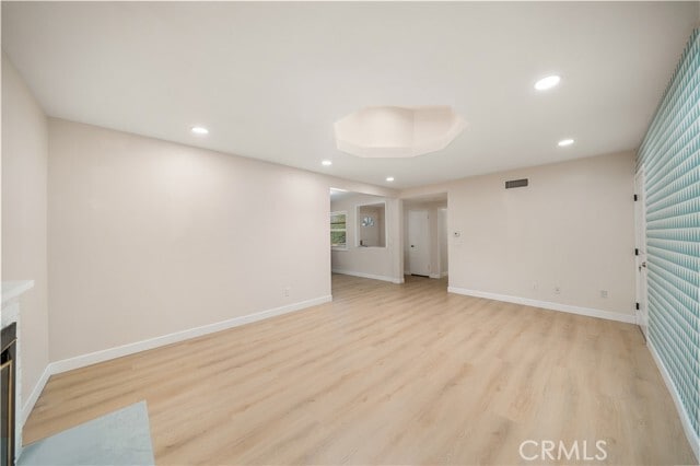 Building Photo - 912 Hl