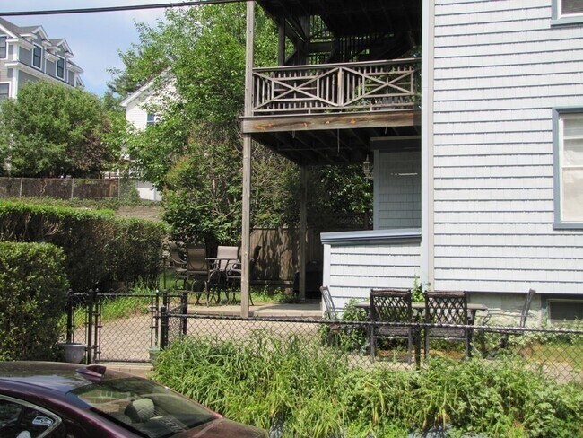 Building Photo - 41 Cameron Ave