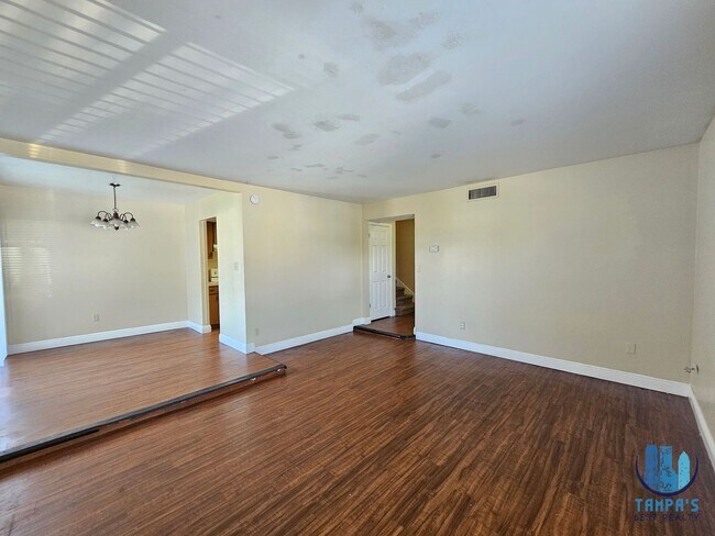 Building Photo - 7602 W Powhatan Ave