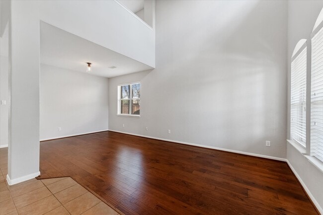 Building Photo - 146 Black Swan Pl