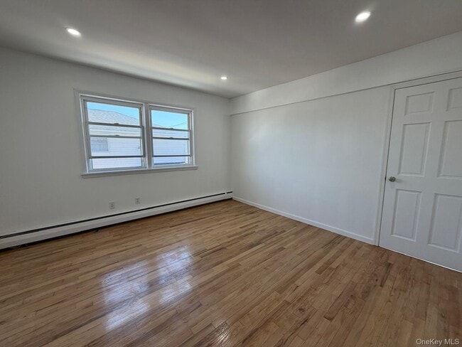 Building Photo - 1 Munro Blvd