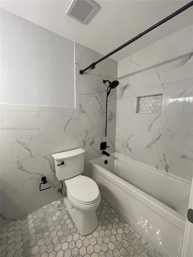 Building Photo - 4960 SW 119th Ave