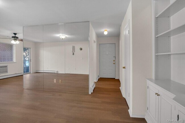 Building Photo - 55 N Broadway