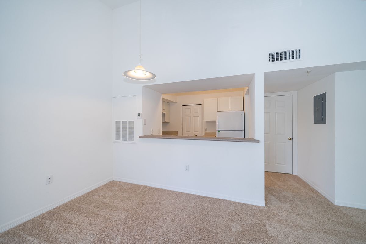 Building Photo - 5144 City St