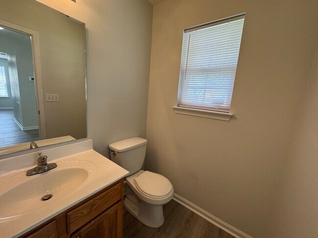 Building Photo - *OPEN HOUSE: 8/2* Longs - 4 Bedroom / 2.5 ...