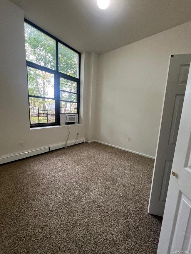 Building Photo - 100-05 92nd Ave