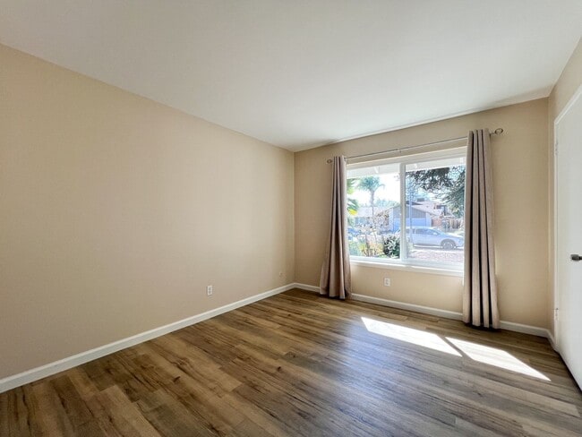 Building Photo - Single Level Four Bedroom North Napa Home